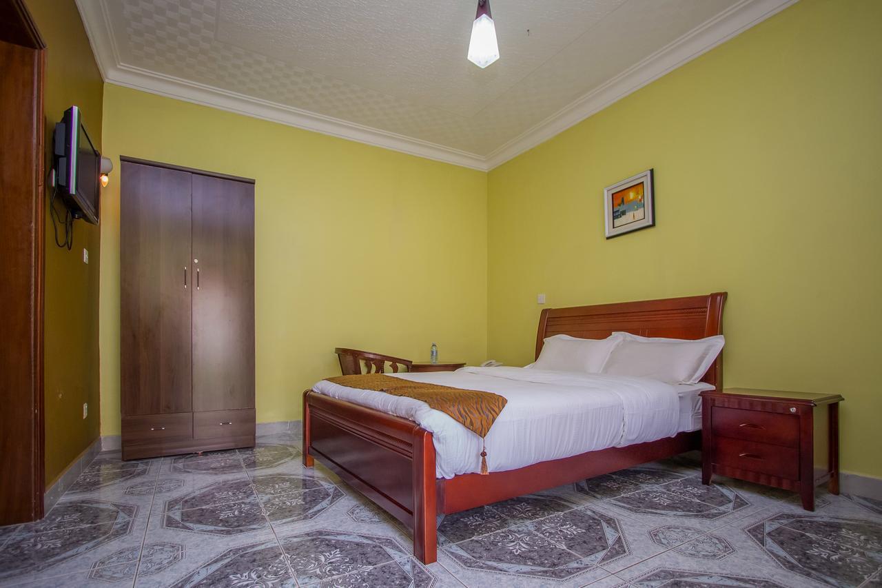 Tuzza Hotel Bushenyi Exterior foto