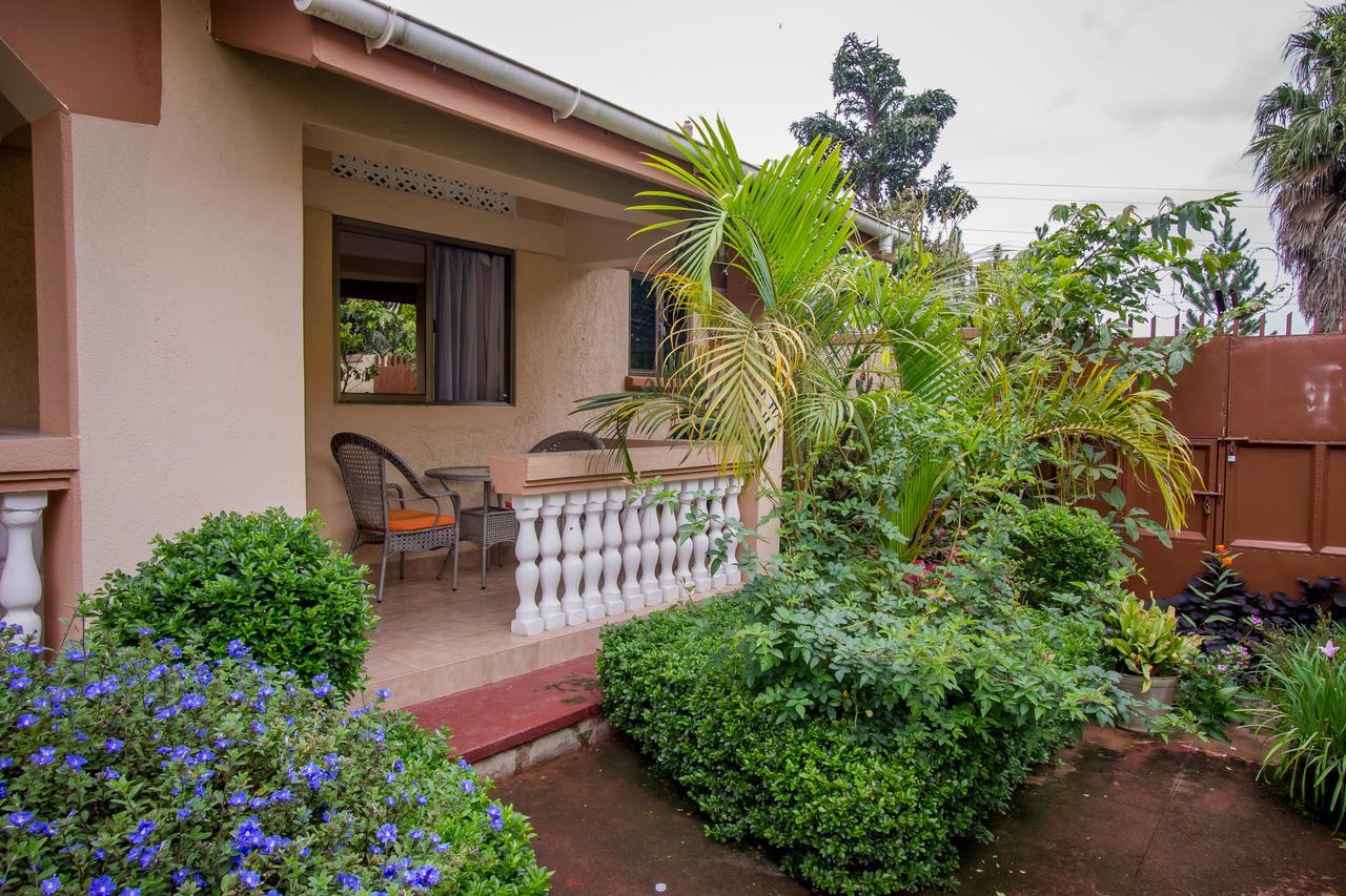 Tuzza Hotel Bushenyi Exterior foto